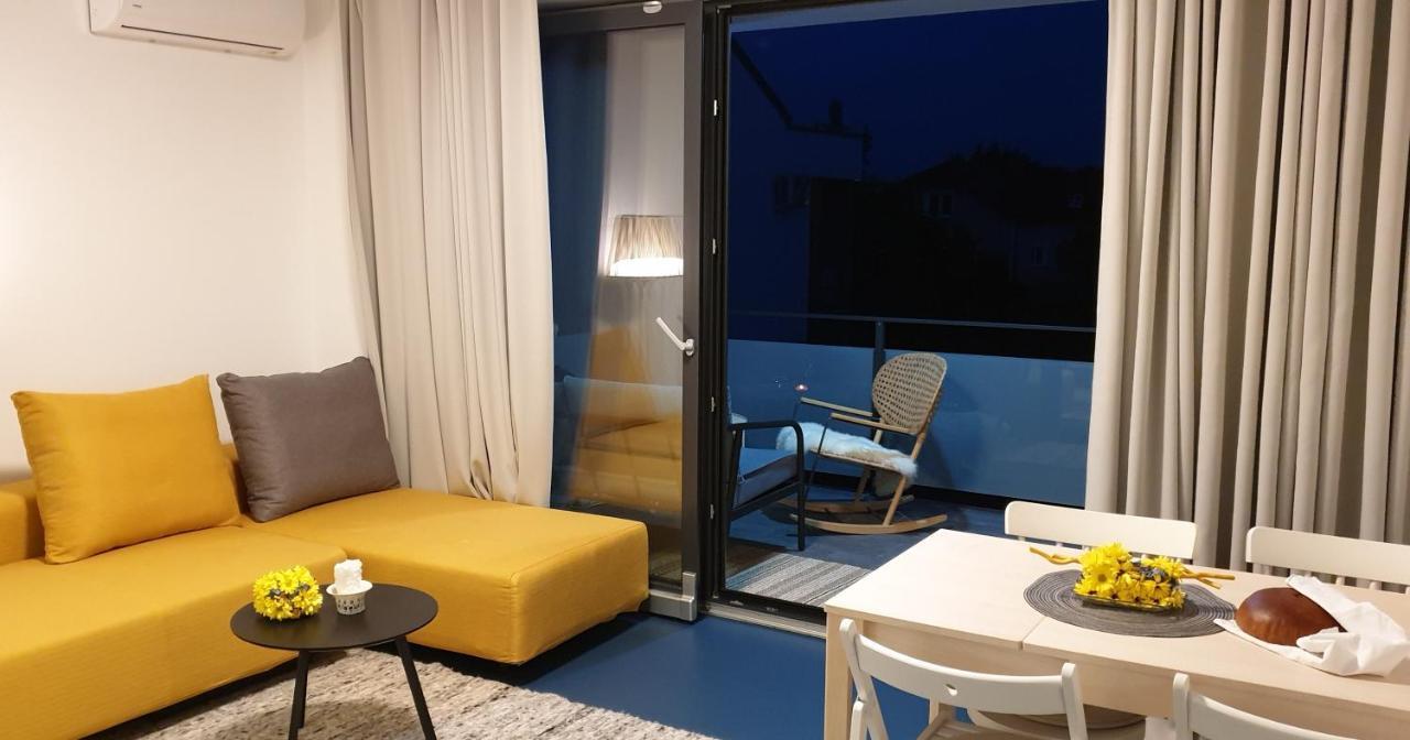 Genius Guest Unique Banovci Apartment Zewnętrze zdjęcie